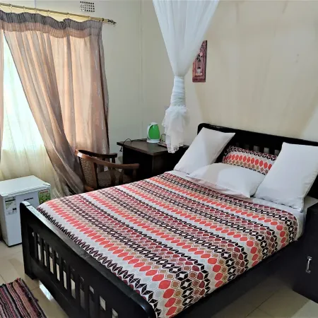 Scm Lodges & Apartments