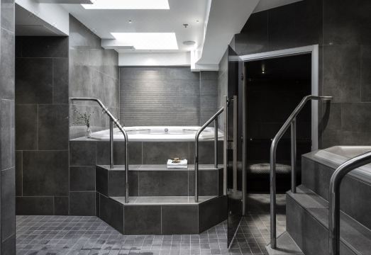 4. 노리 세르내인..