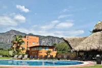 Hotel Real Del Valle