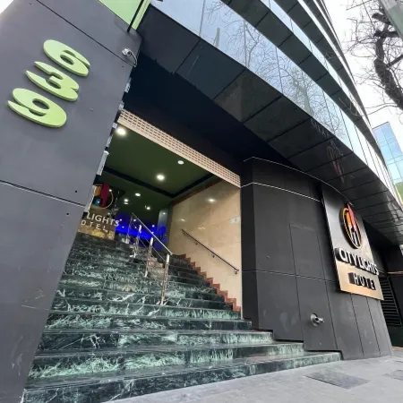 Hotel City Lights Отели рядом с достопримечательностью «Стадион «Асуль»»