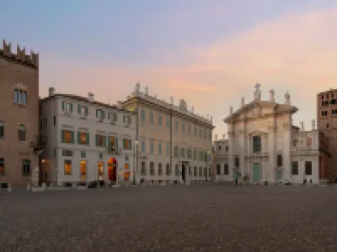 Cà Uberti Palace Hotel Hotels in Mantua