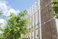 เอเรน่า ตูลุม