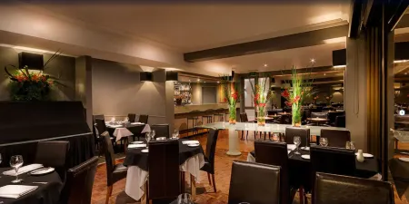 Como Court Budget Accommodation Отели рядом со станцией Windsor Railway Station