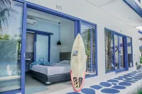بومبورا سيرف كامب Hotels near بيتشاتو