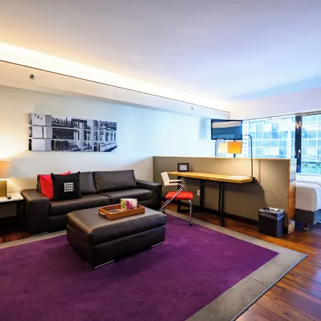 Las Suites Campos Eliseos