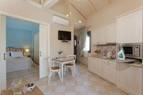 Ionia Suites - balcony