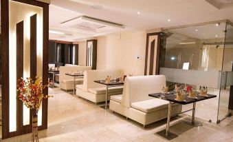 Regenta Inn Larica