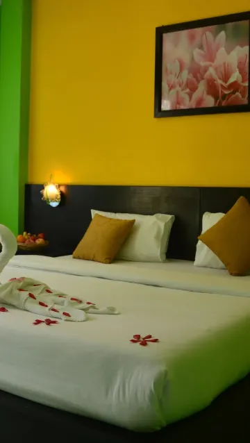 ห้องดีลักซ์ พร้อมวิวสระว่ายน้ำ