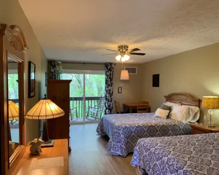 วูดบริดจ์ อินน์ และ ทาเวิร์น โรงแรมในPickens County