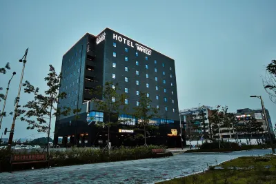 Hotel Wanted Hotel in zona Istituto nazionale delle risorse biologiche