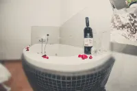 Magical in the Galilee - Hot Tub