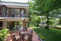 Phuttal Residence Hotels in 