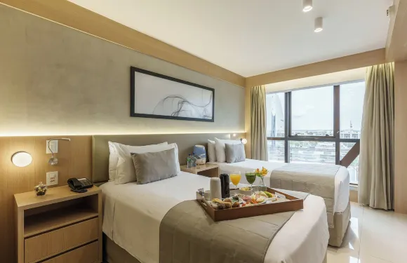 卡利南喝普魯斯尊貴酒店