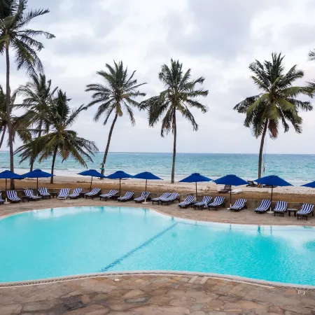 Jacaranda Indian Ocean Beach Resort