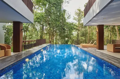 Radiance Hill View 10Br Villa with a Private Heated Swimming Pool Hotels near Dago Pakar Water Fall
