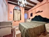 Alloggi Serena - Bed and breakfasts