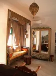 El Patio Courtyard House - Pensions