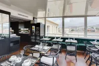Hôtel Cannes Centre Univers - breakfast
