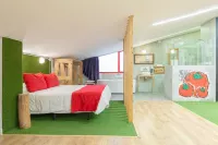 Tomate Rooms