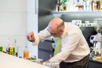 Best Western Plus Lakeside Hotel - bar
