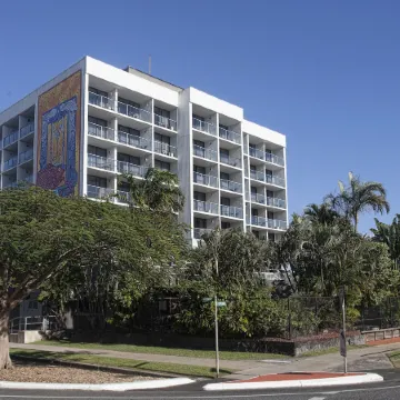 Cairns Plaza Hotel