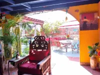 Nice cozy yet spacious home with very a large rustic feel back-yard. Hotels in El Paso