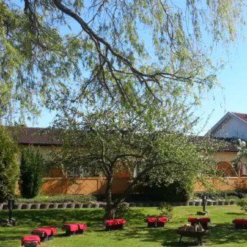 Ostsee-Rittergut-Rügen Mit BinzHotel & OrdensKapelle & RomantikGut