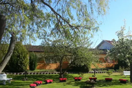 Ostsee-Rittergut-Rügen Mit BinzHotel & OrdensKapelle & RomantikGut