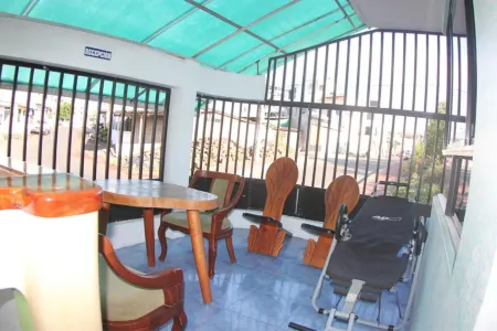 The Island Home Отели рядом с достопримечательностью «Исследовательская станция Чарльза Дарвина»