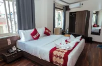 Kusum Airport Hotel