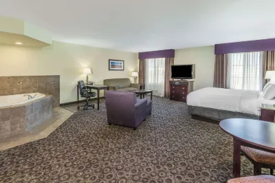 La Quinta Inn & Suites by Wyndham Las Vegas Airport South Hotels in Clark County