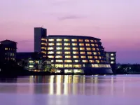 Kaga Katayamazu Onsen Kasuikyo (APA Hotel) - Swimmingpools