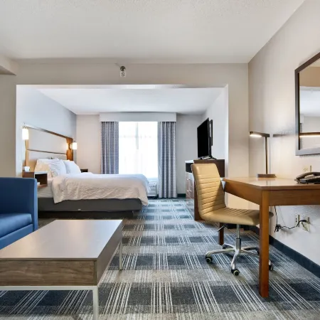 Holiday Inn Express & Suites MOBILE – I-65 by IHG