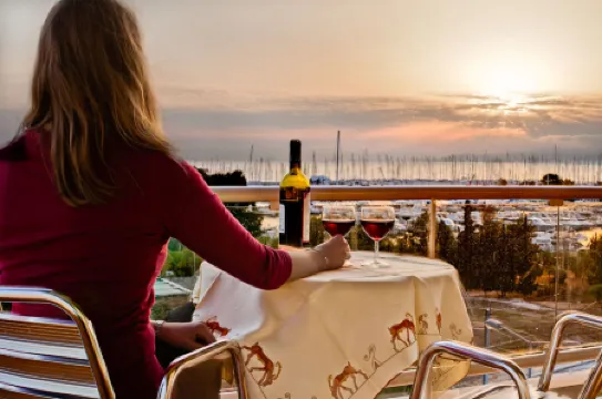 Marina Alimos Hotel Apartments