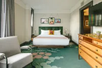Hotel Clermont Atlanta, by Oliver