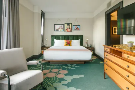 Hotel Clermont Atlanta, by Oliver