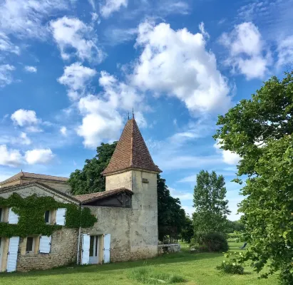 Chateau la Maronne Hotels in Duras