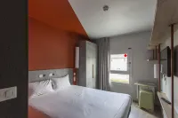 Ibis Budget Senlis Hotels in Chamant