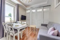 Costa Brava - Ekonomiczne Noclegi w Sopocie by Lion Apartments - Airport Shuttle