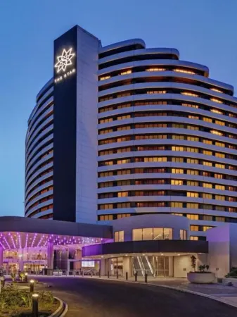 Le Beach Apartments Отели рядом с достопримечательностью «Парк Джон Лос»