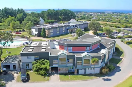 Brit Hotel Golfhotel Saint Samson Отели в г. Тредюдер