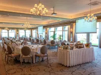 The Rine Hotels in Clare