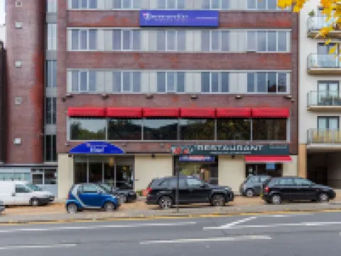 ユーロトラベラー ホテル - プレミア ハロー ハーロウのホテル