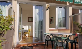 Hôtel Punta e Mare des Chambres ou des Appartements T2