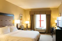 Holiday Inn Express & Suites Olathe North