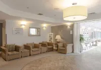 Hogs Back Hotel & Spa Nr Farnham - spa