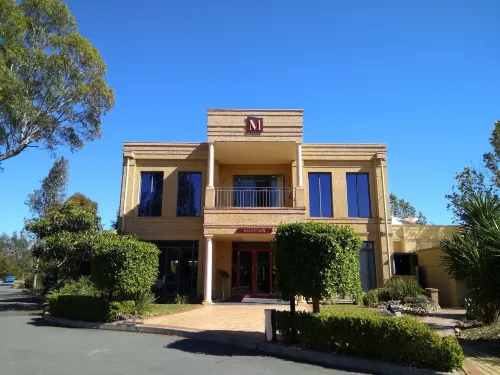 麥迪遜 Spa 汽車旅館 - 限成人 莫亞馬住宿飯店