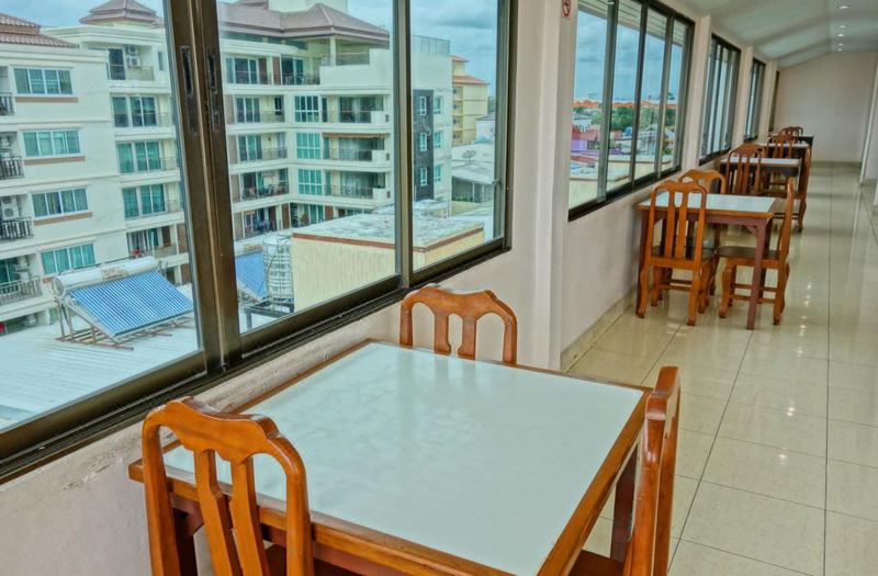 Lek Jomtien Hotel photo 2