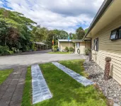 져지스 풀 모텔 투랑가이  호텔