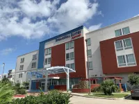 克利夫蘭比奇伍德萬豪SpringHill Suites 飯店 Eddie V. Gray Wetlands Center附近的飯店